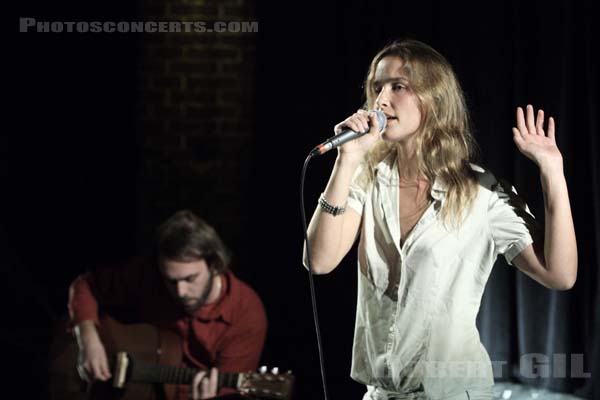 CONSTANCE VERLUCA - 2007-09-24 - PARIS - La Maroquinerie - 